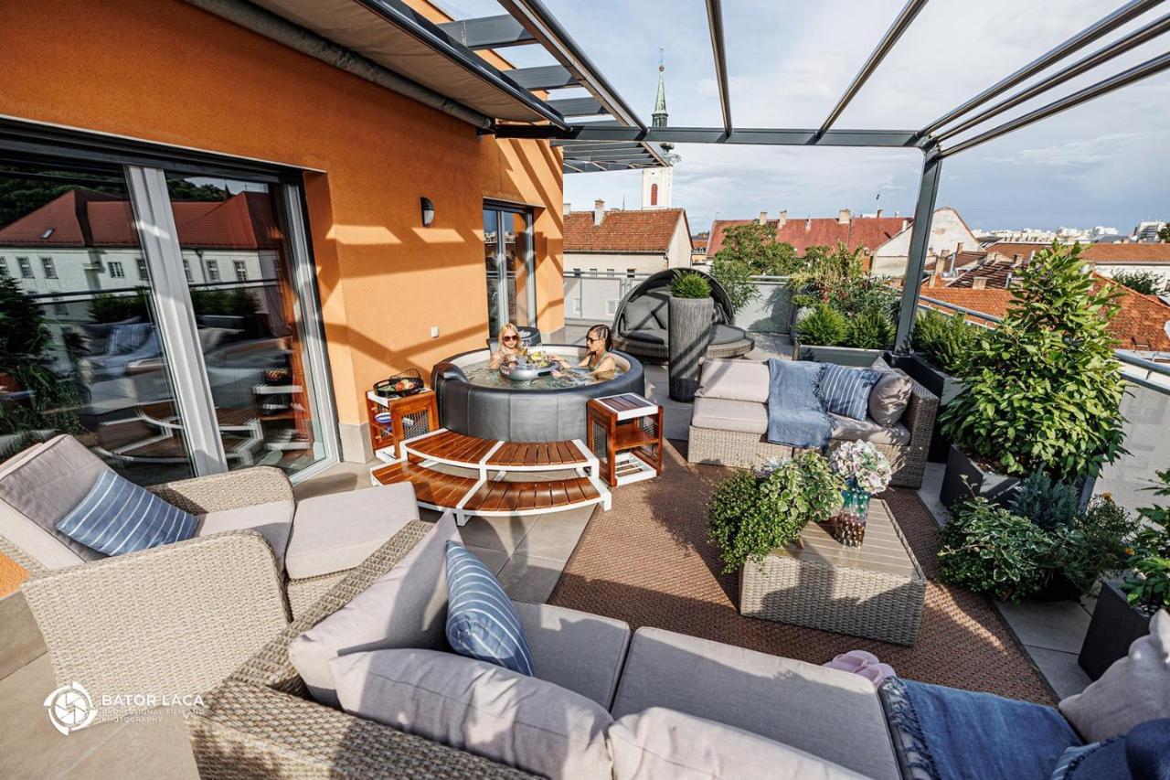 Apartamento Bükk Penthouse, panoráma jacuzzival Miskolc Exterior foto